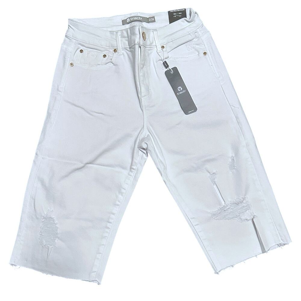 NWT Tractr Women's Mid Rise Bermuda Denim Shorts White Size 2/26 Summer Frayed